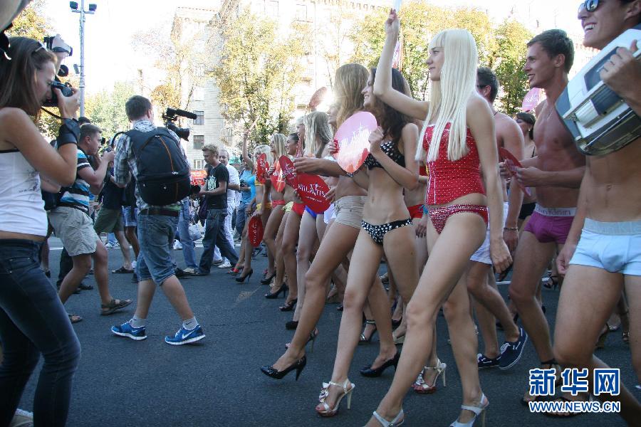 ����ģ������